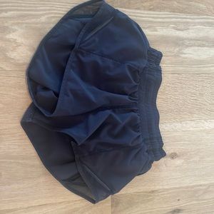 COPY - black lululemon hotty hots size 0